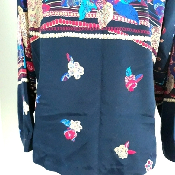 Senfong floral Long-Sleeve button down collared shirt size M/L - Picture 7 of 8
